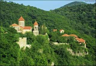 Хостелы Kutaisi Best Guest House Кутаиси Четырехместный номер-35